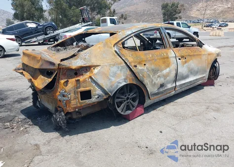 2018 Hyundai Elantra Sel из США, поврежденный, VIN KMHD84LF9JU474701